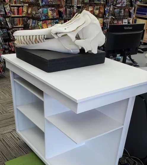 Library Display Table